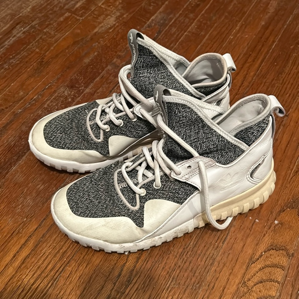 Adidas tubular